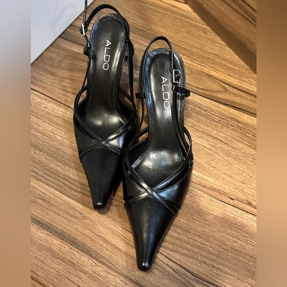 Aldo very cute kitten heels in black. Only worn once. In mint condition. - Picture 4 of 4